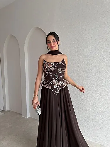 İLYA İşleme Detaylı Maxi Elbise 4088 - Acı Kahve - 2