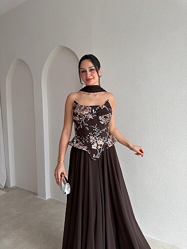 İLYA İşleme Detaylı Maxi Elbise 4088 - Acı Kahve - 2